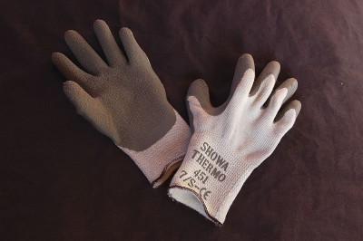 Thermal Gardening Gloves - medium image 1