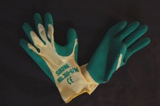 Sturdy Green Gardening Gloves